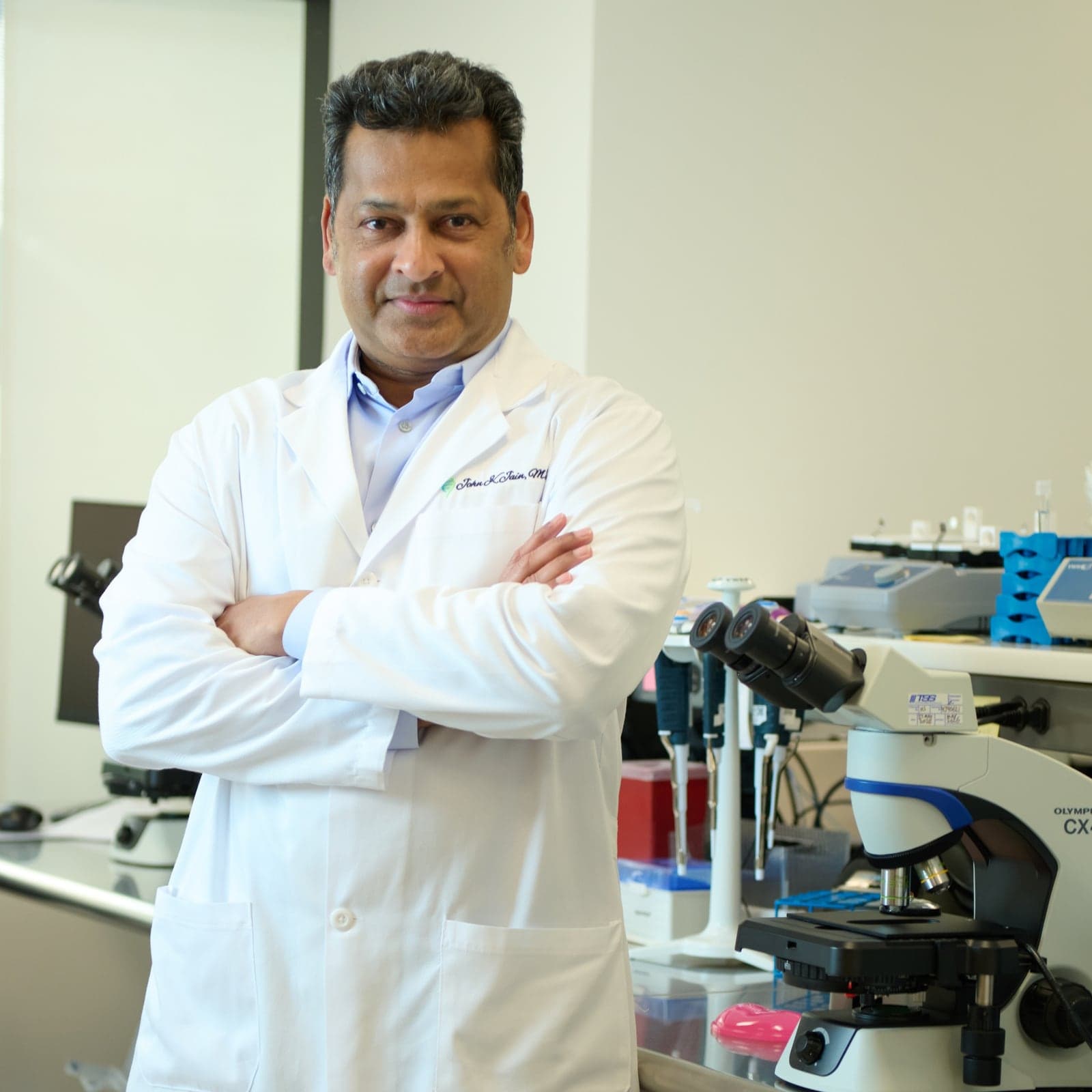 Dr. Jain in the laboratory at Premier Sperm Bank